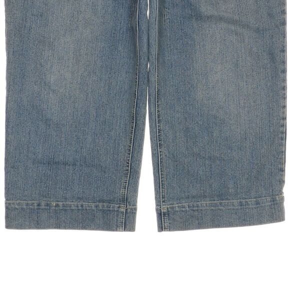 Mossimo Jeans Crop Capri Plus Size 18W Flap Blue Denim Stretch Measure 38 x 21 - Picture 5 of 11